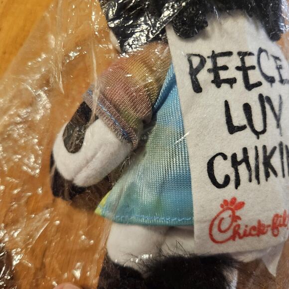 Chick-fil-A Cow Plush Stuffed Toy PEECE LUV CHIKIN Hippie Blue Sunglasses - Picture 10 of 11